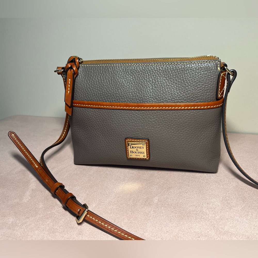 Dooney & Bourke - Pebble Grain Crossbody Bag